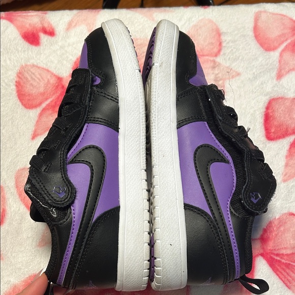 Jordan Kids Sneakers Black Purple - Picture 4 of 7